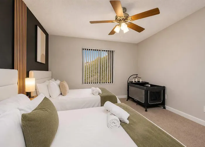Retreat Near Asu - 2br Pool & Gym Apartment
