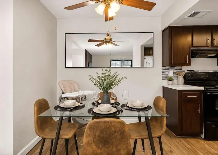 Retreat Near Asu - 2br Pool & Gym Apartment *